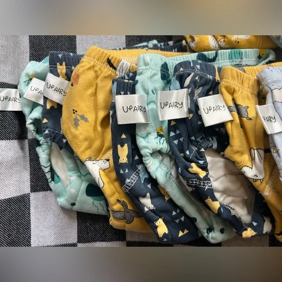 UpAiry Kids Printed Training Pants - Picture 3 of 7